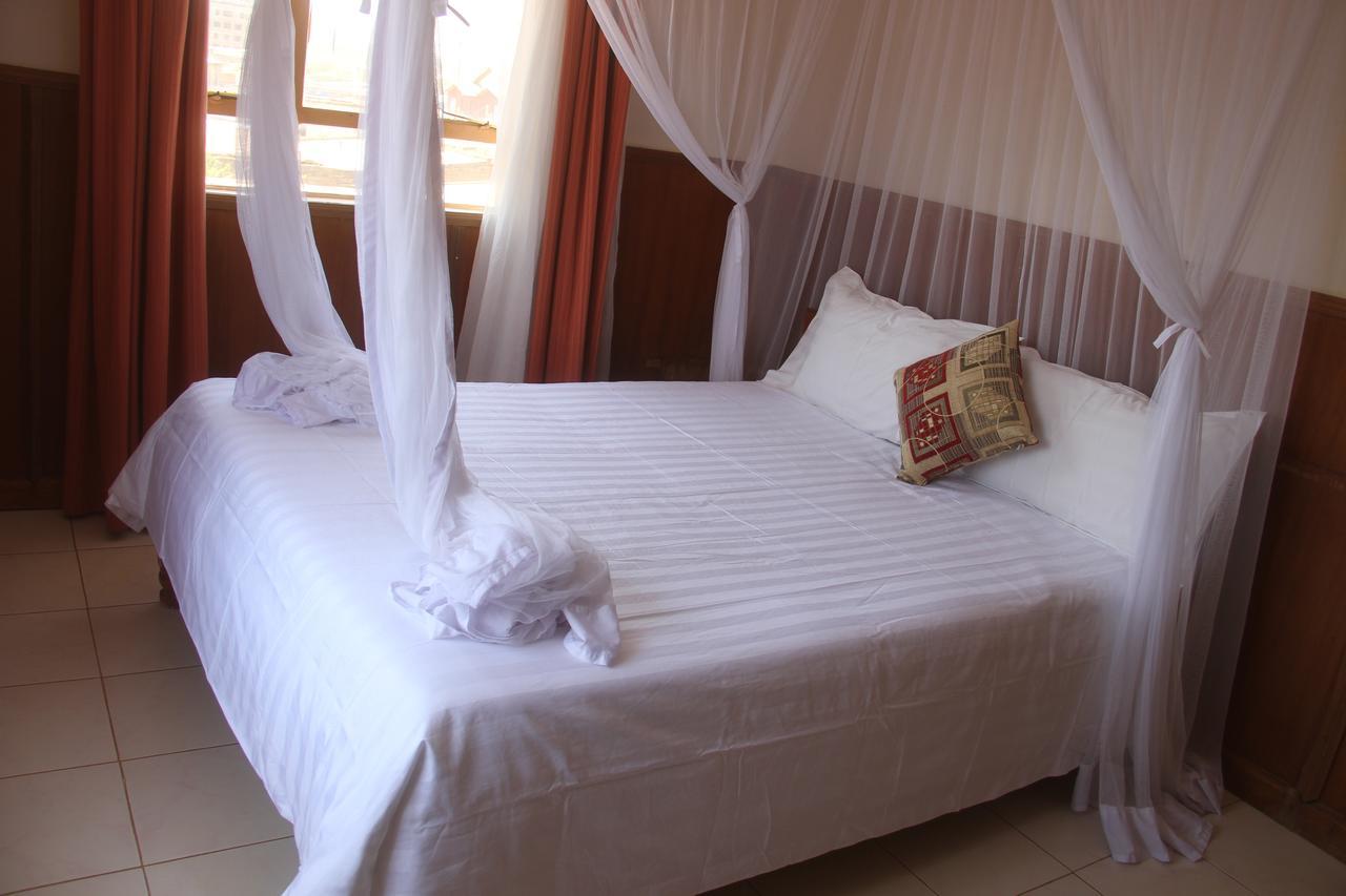 Bomen Hotel Isiolo Extérieur photo
