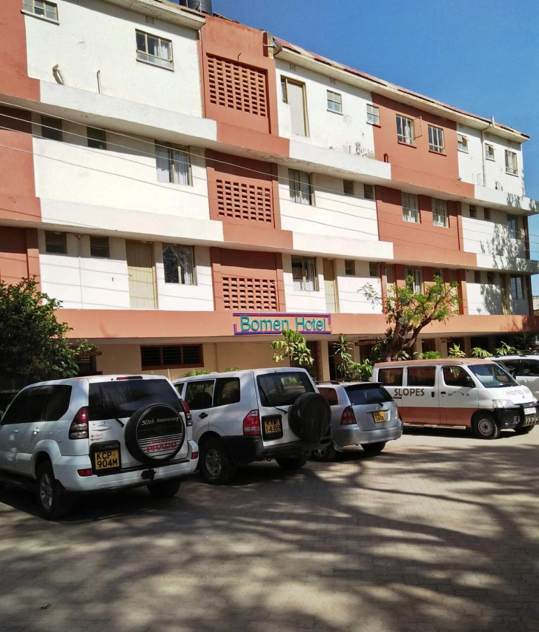 Bomen Hotel Isiolo Extérieur photo