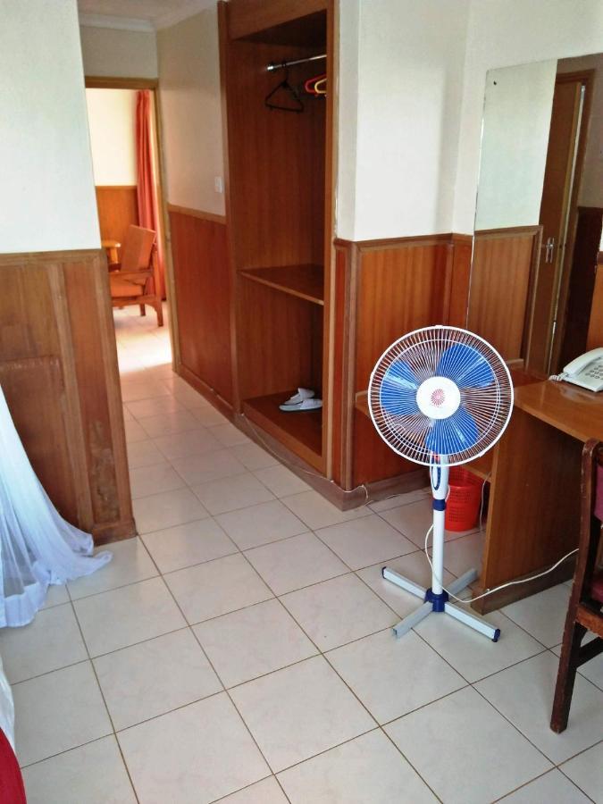 Bomen Hotel Isiolo Extérieur photo