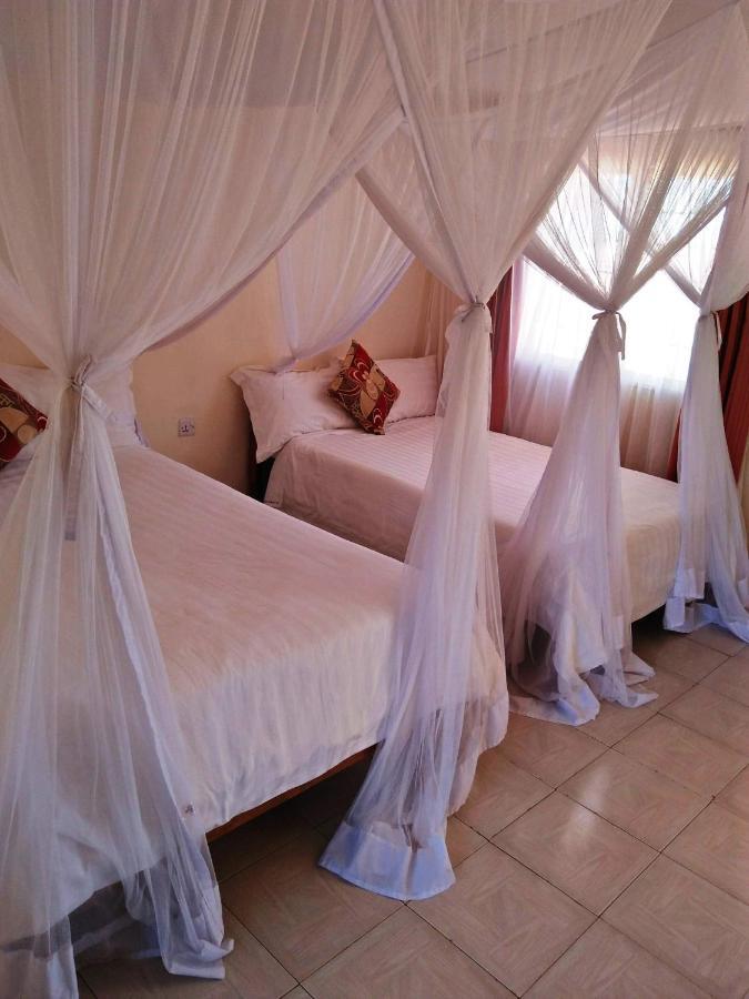 Bomen Hotel Isiolo Extérieur photo